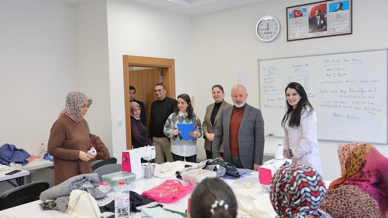 Başkan Çolakbayrakdar: Modern tesislerle sosyal hayatı renklendiriyoruz"