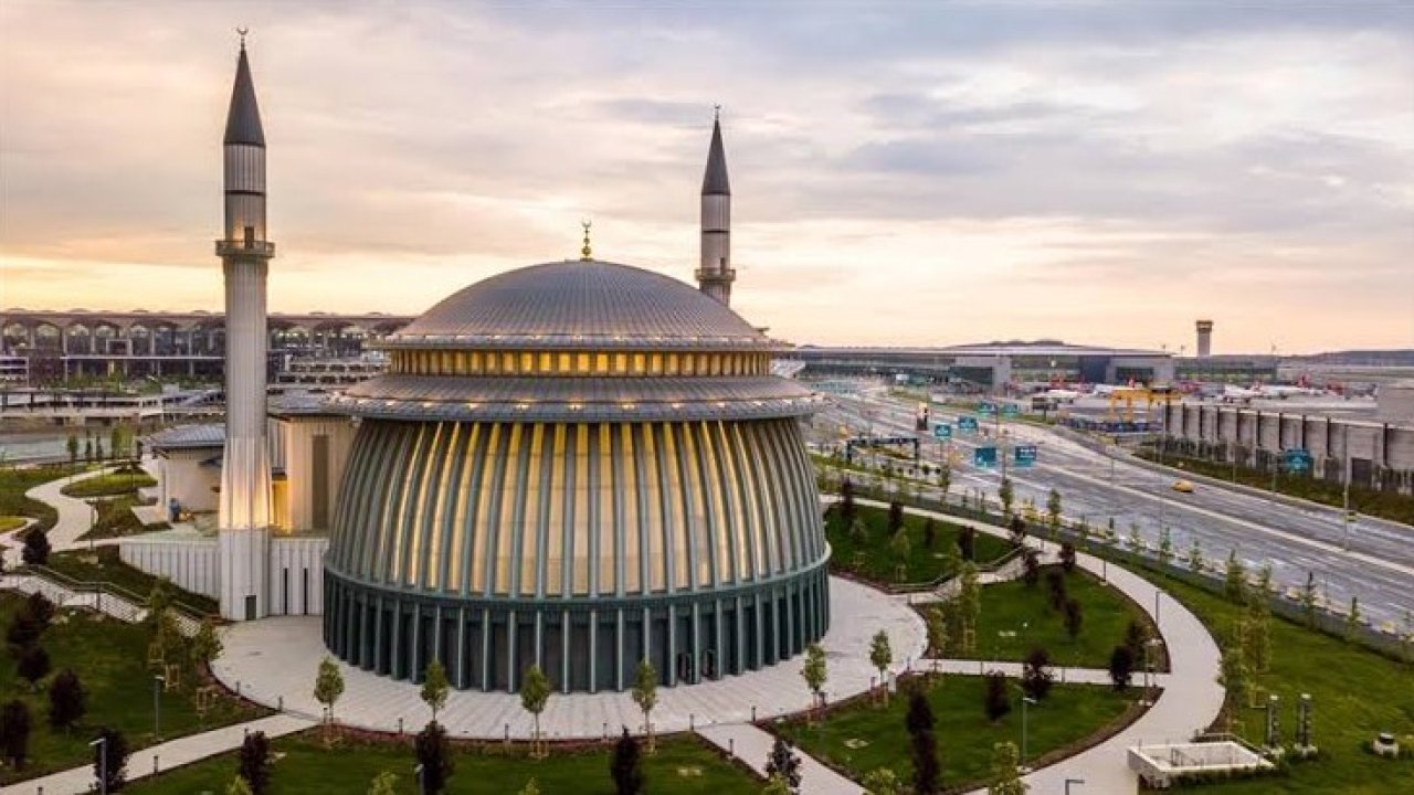 İGA’dan Ali Kuşçu Camii’nde "ücretli ibadet" iddiasına yalanlama