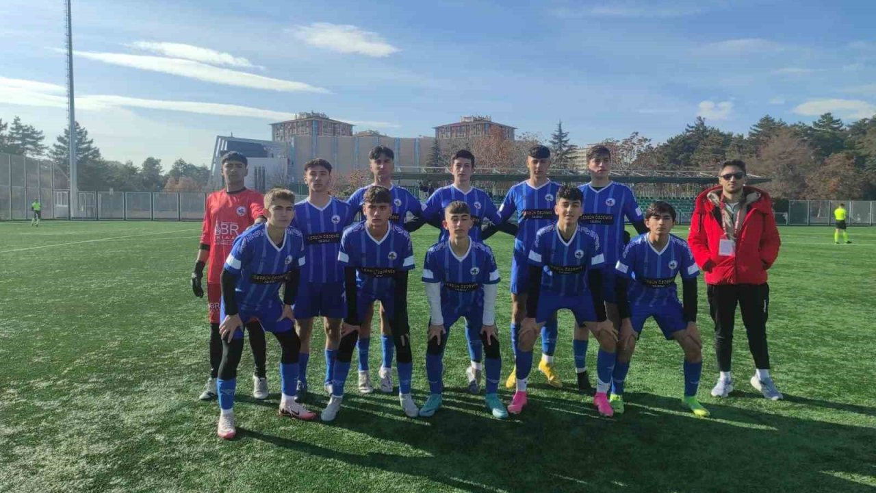 U16’da Tomarza Belediyespor 3 puanı 3 golle aldı