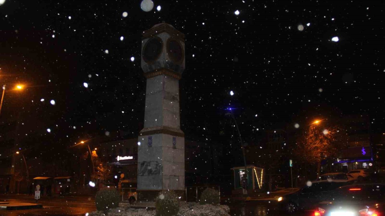 Çankırı beyaza büründü