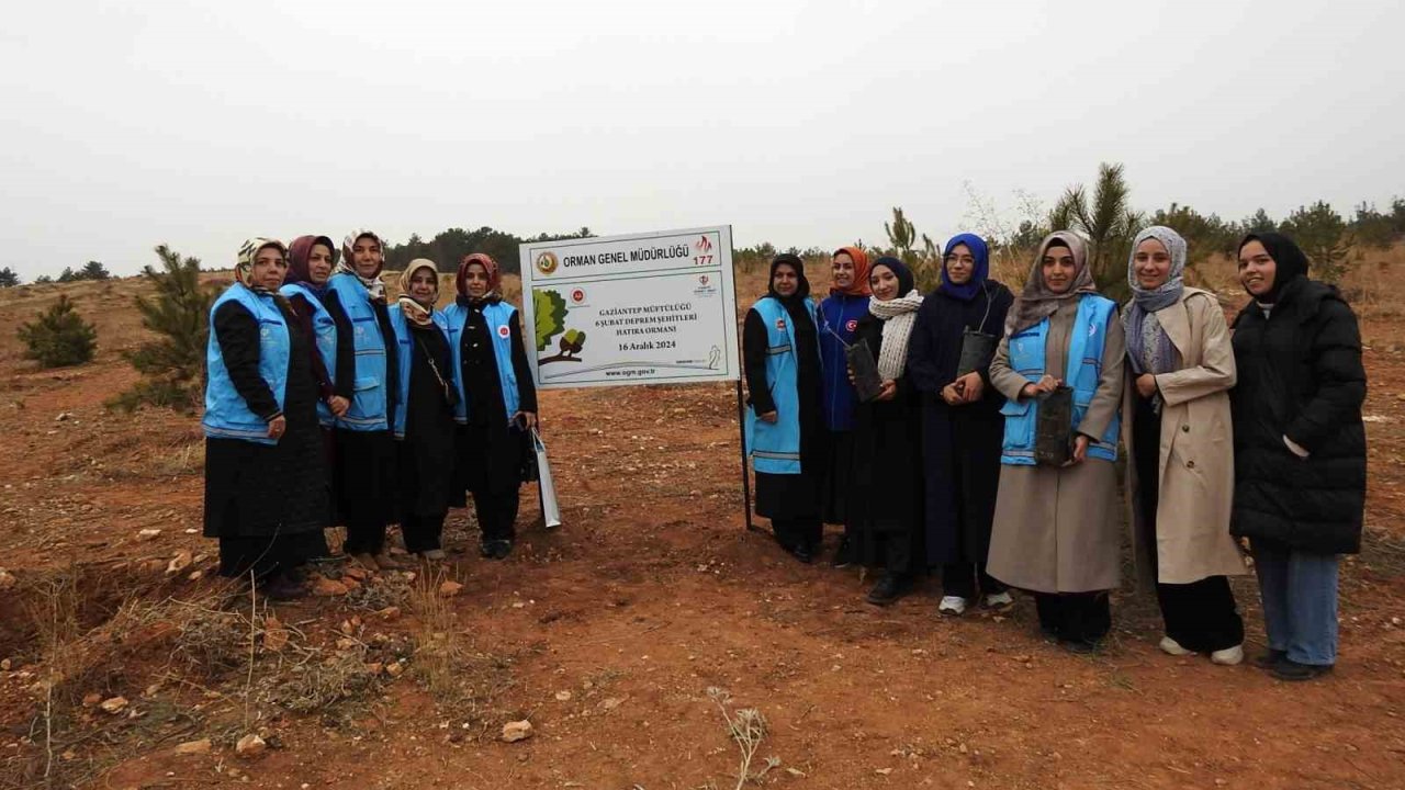 Gaziantep’te deprem şehitleri anısına hatıra ormanı oluşturuldu