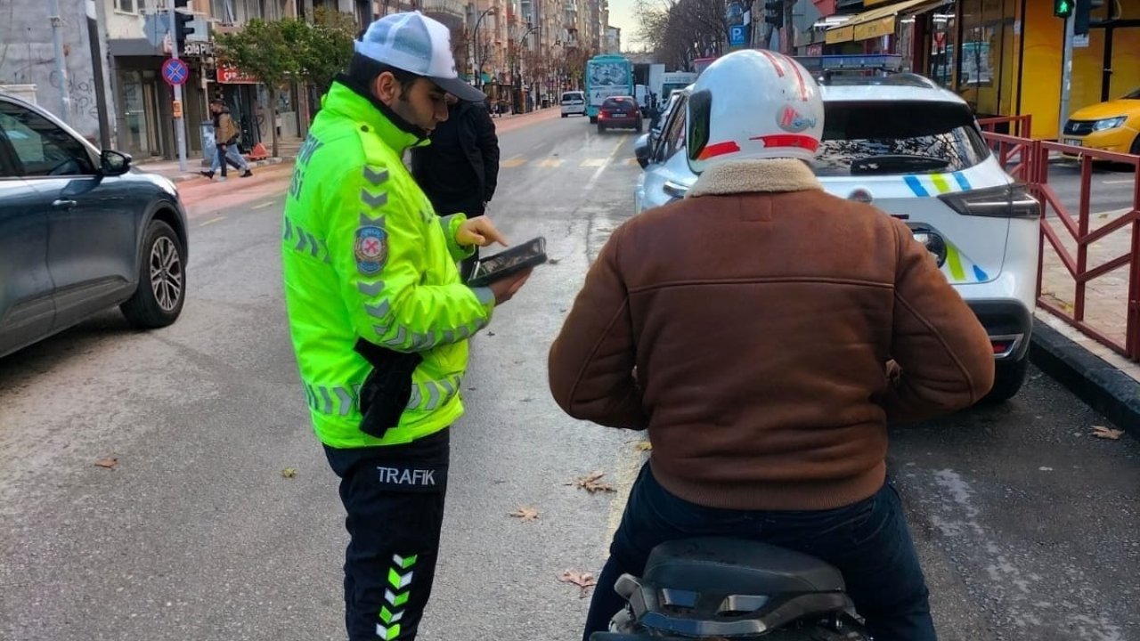 Trafik denetimleri hız kesmeden devam ediyor