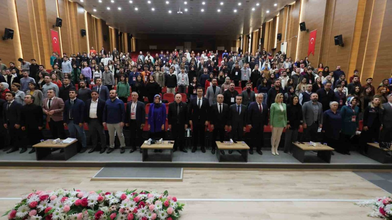 Gençlik Politikaları Çalıştayında söz gençlerin oldu