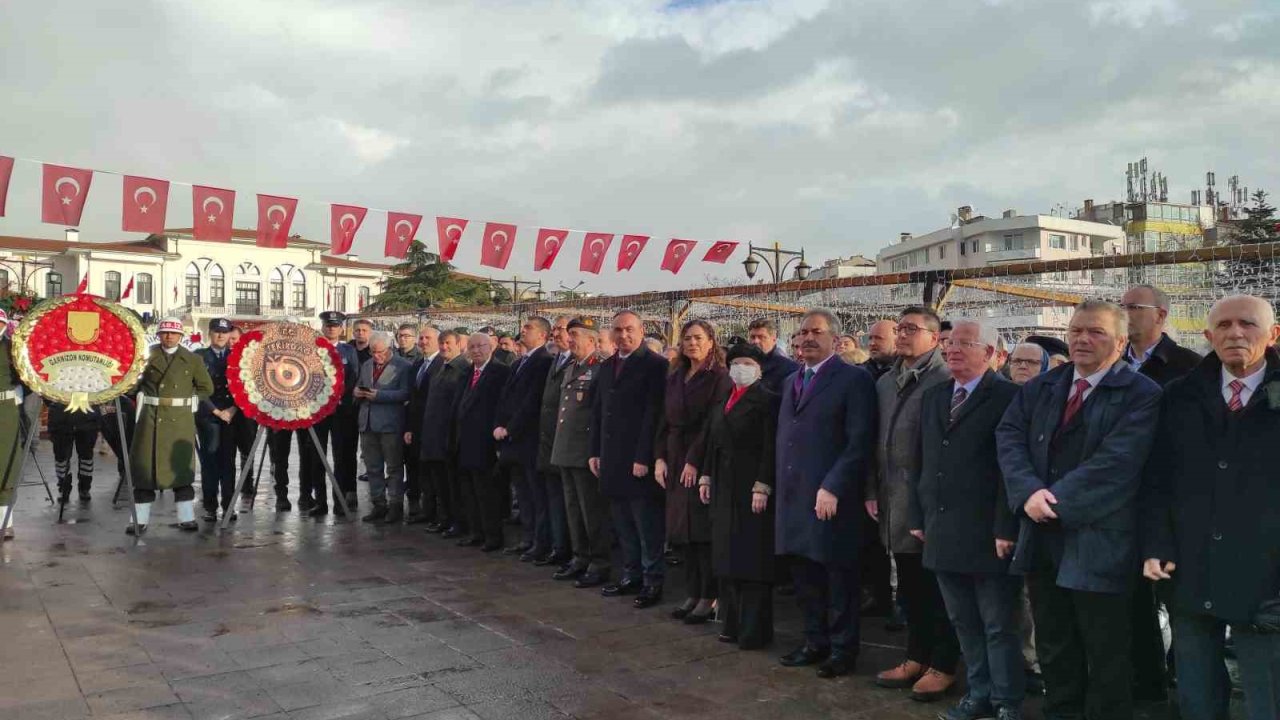 Tekirdağ’da Vatan Şairi Namık Kemal doğumunun 184. yıl dönümünde anıldı