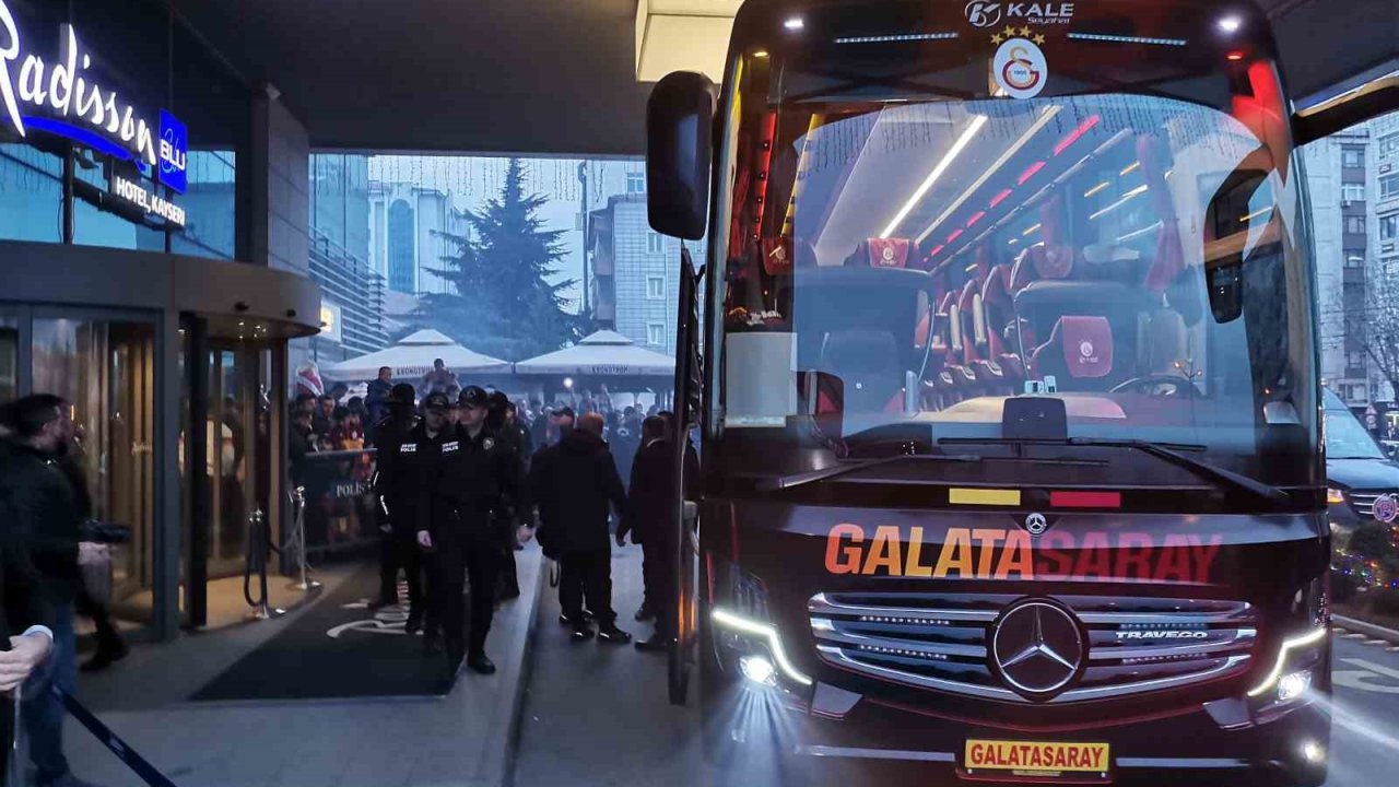 Galatasaray kafilesi Kayseri’de