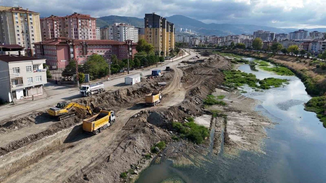 Başkan Sandıkçı: “Mert Irmağı çevresini yeni ve modern bir görünüme kavuşturacağız”