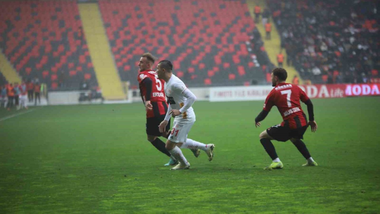 Trendyol Süper Lig: Gaziantep FK: 2 - Antalyaspor: 0 (Maç sonucu)