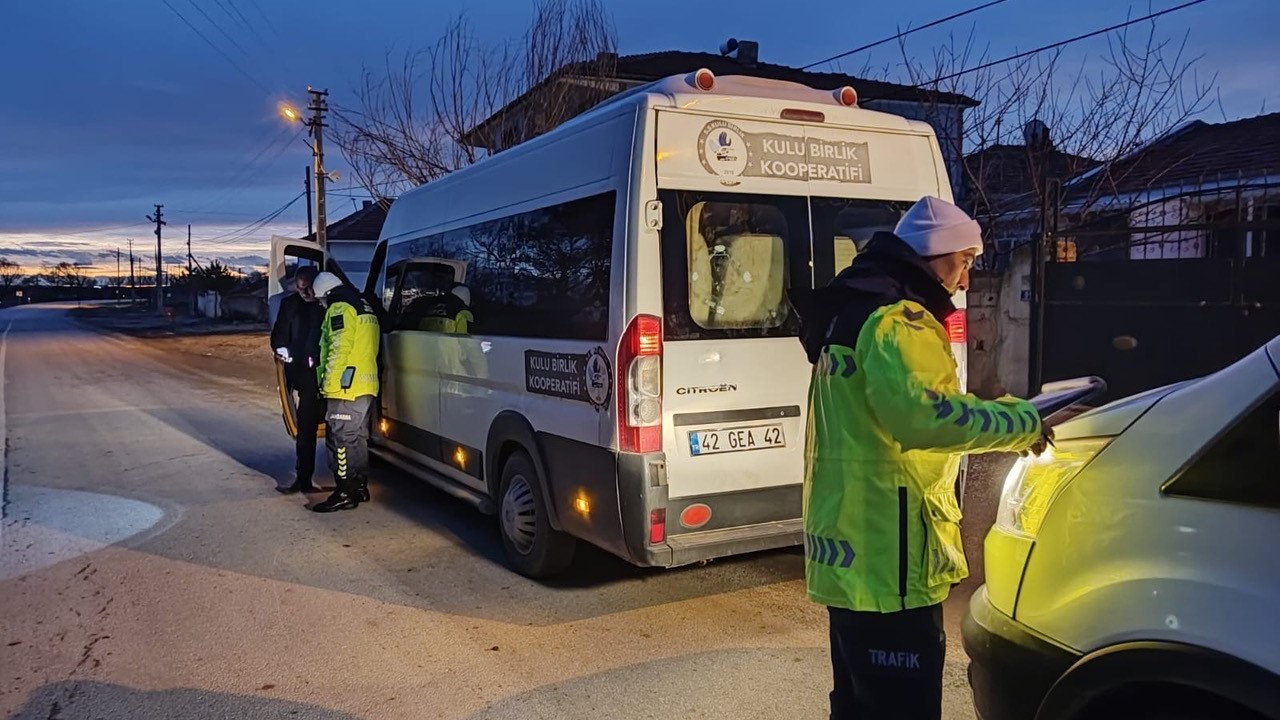 Kulu’da okul servisleri denetlendi