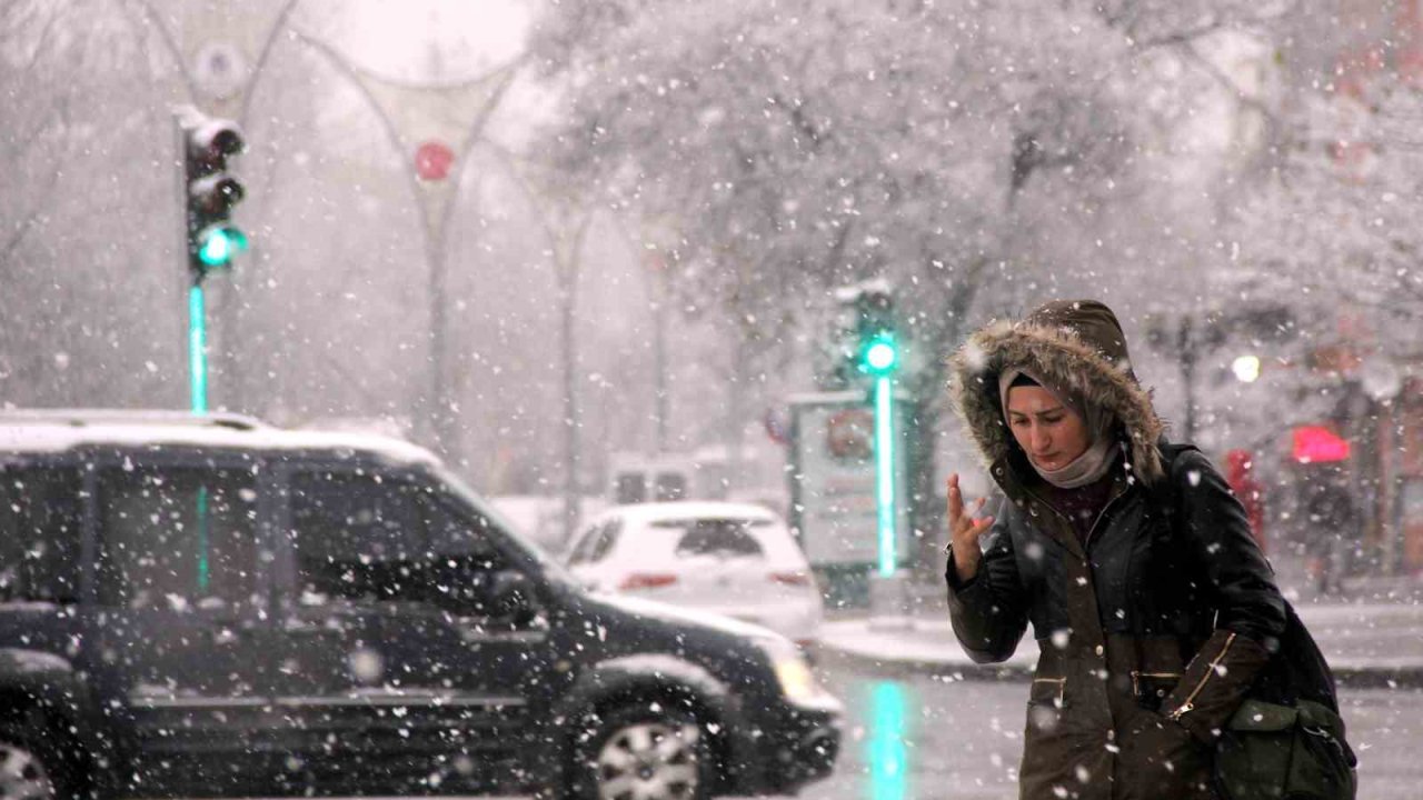 Meteorolojiden Erzincan için kar uyarısı