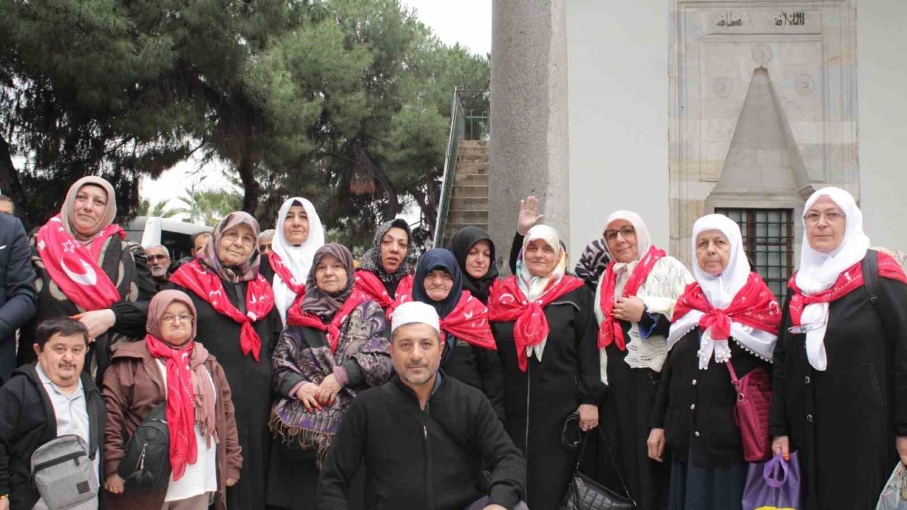 Aydınlı umreciler kutsal topraklara uğurlandı