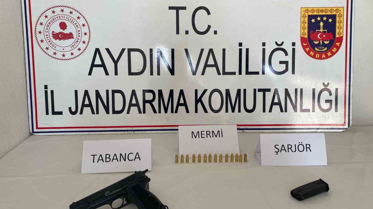 Köşk’te ruhsatsız tabanca ele geçirildi