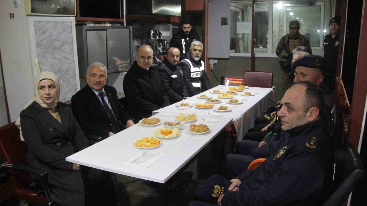 Ordu’da görevi başındaki personellerin yeni yılı kutlandı