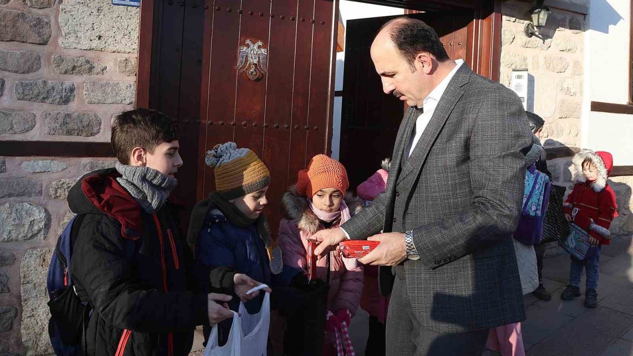 Başkan Altay çocukların Şivlilik coşkusuna ortak oldu