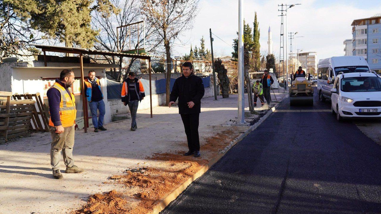 Altyapı çalışmaları hız kesmeden devam ediyor