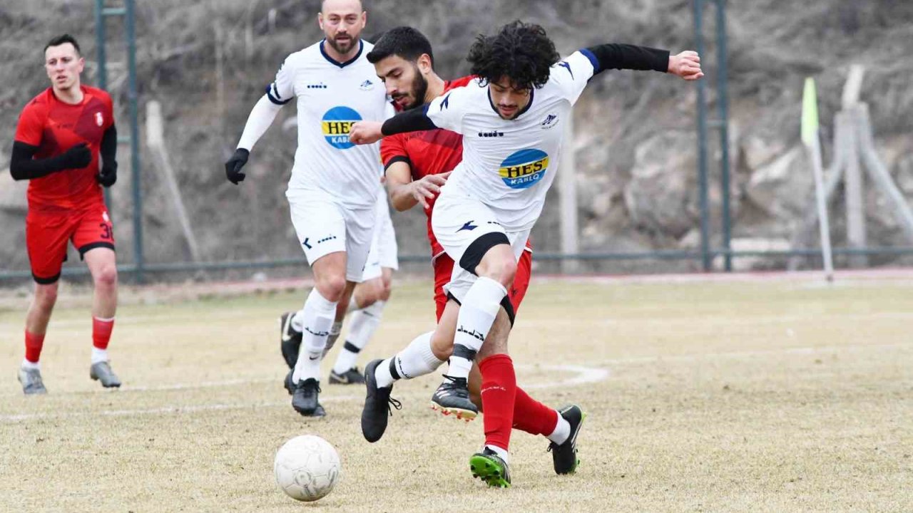 Kayseri Şeker Süper Amatör Küme: Hacılar Erciyesspor: 5 - Özvatanspor: 0