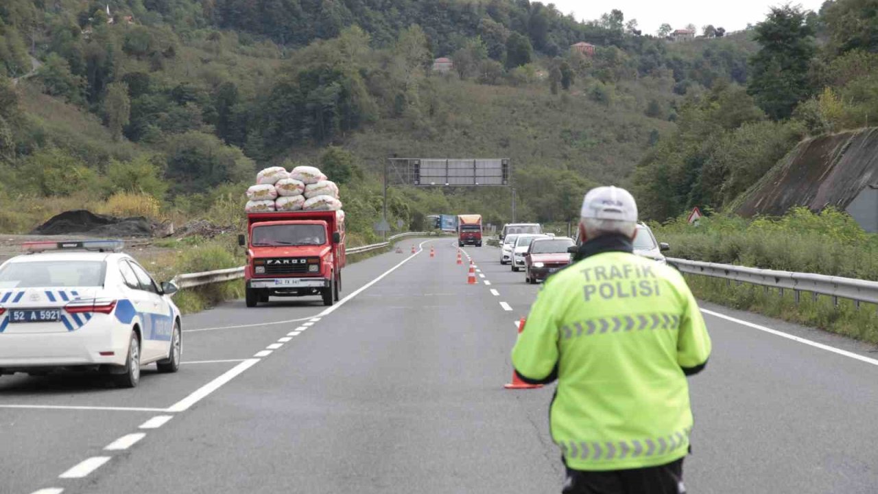 Ordu’da bir haftada 12 binden fazla araç ve sürücüsü denetlendi