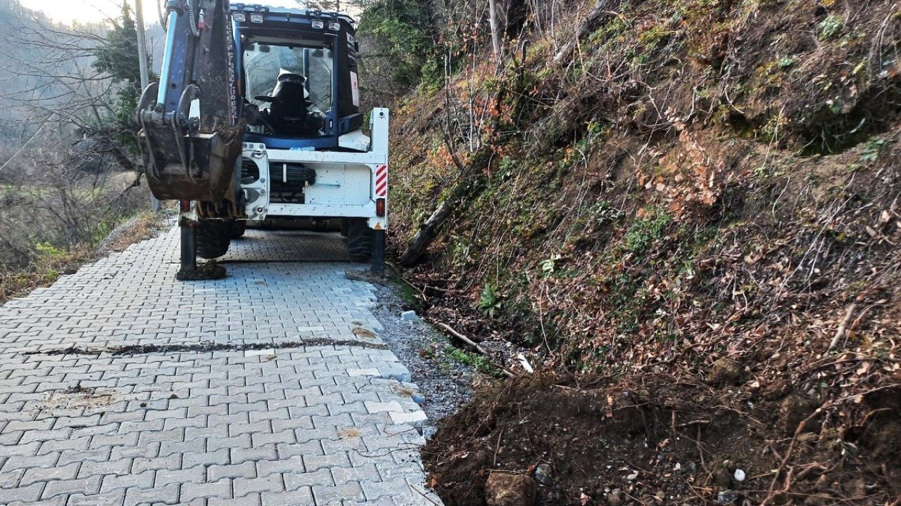 Uğur Köyü’nde alt yapı çalışmaları sürüyor