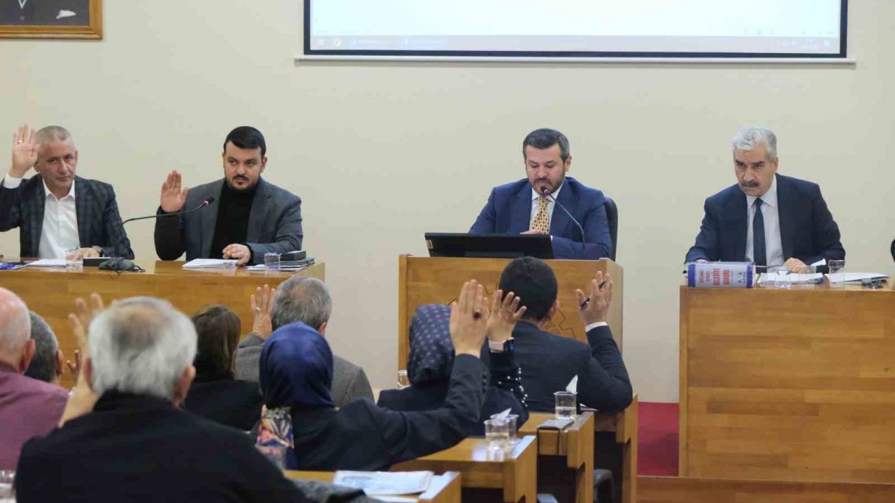 Karabük Belediyesi’nde yeni yılın ilk meclis toplantısı yapıldı