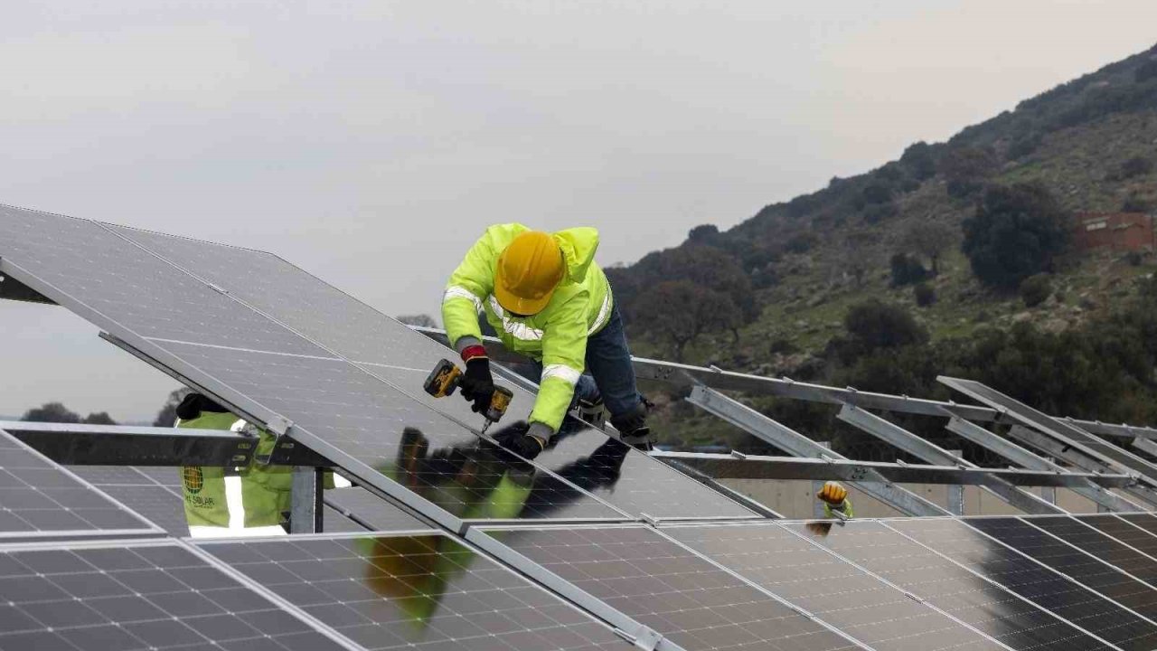 İzmir’de yenilenebilir enerji yatırımları için yeni sayfa