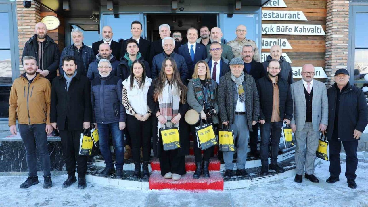 Bayburt’ta basın mensuplarının 10 Ocak Çalışan Gazeteciler Günü kutlandı