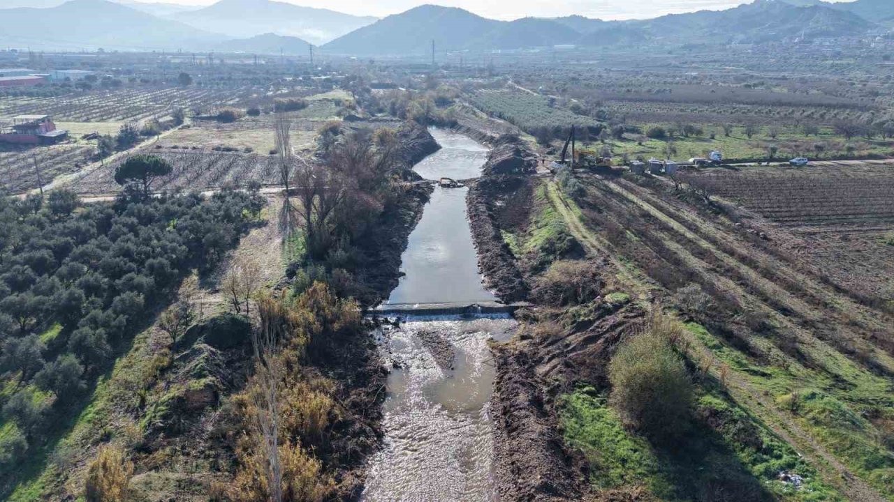 Derbent Mahallesinde dere geçişleri güvenli hale geldi