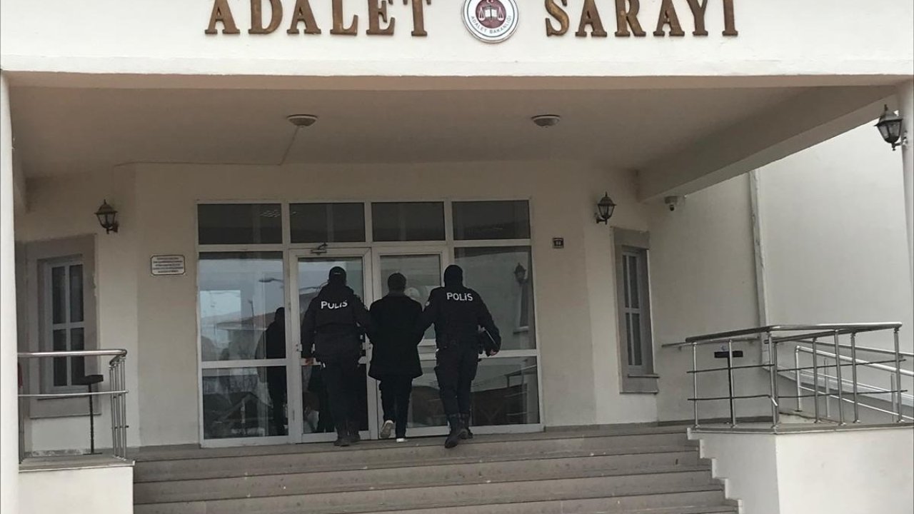 Kastamonu’da 20 yıl hapis cezasıyla aranan hükümlü yakalandı