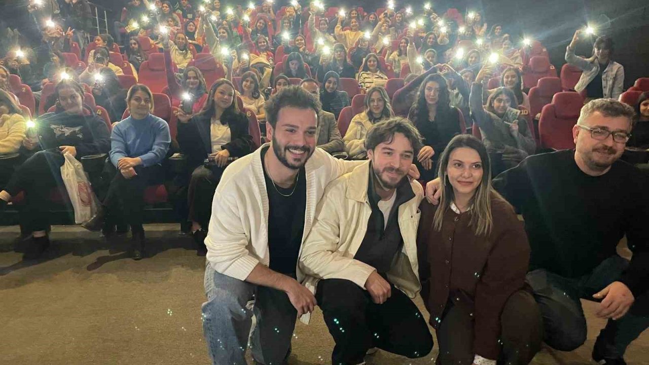 Mardian Mall’da Karantina filminin oyunculu gösterimi yapıldı