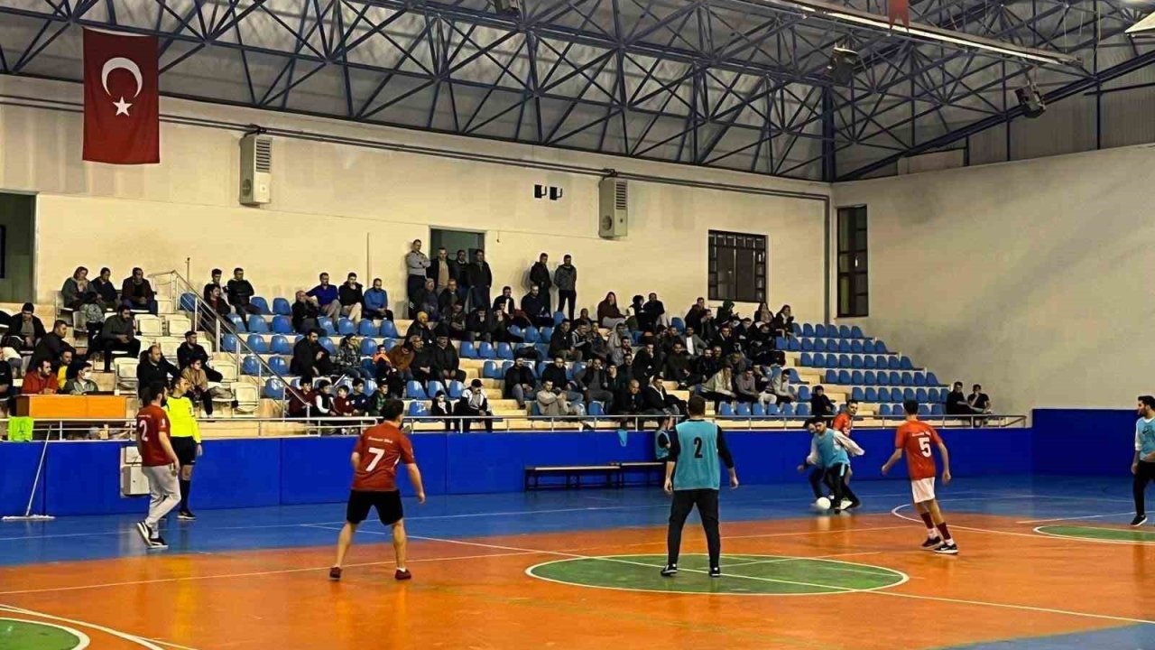 Tavas Belediyesi Mahaller Futsal Liginde heyecan devam ediyor