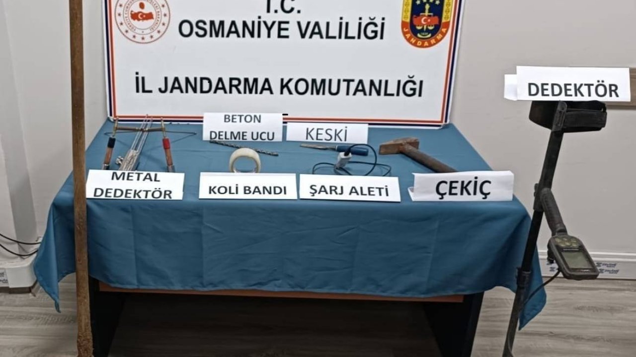 Osmaniye’de kaçak kazı yapan 4 kişi suçüstü yakalandı