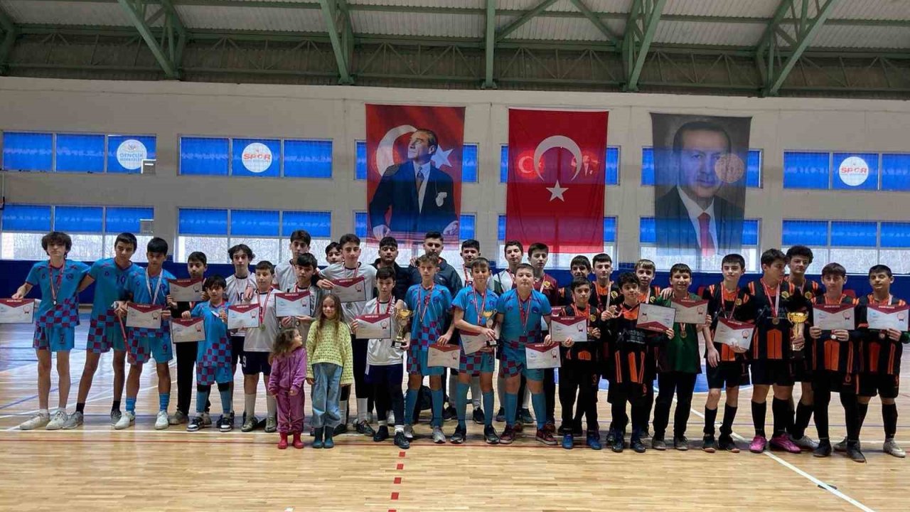 Futsalda şampiyon 32 takım arasından çıktı