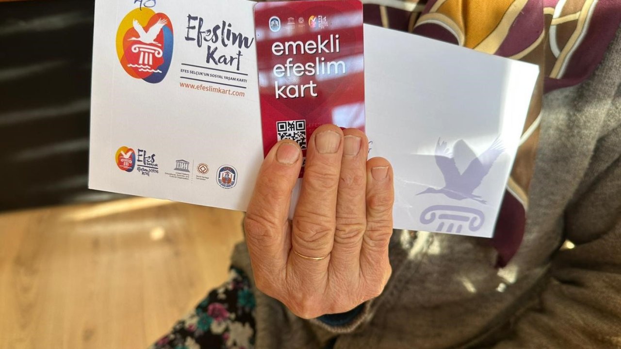 Selçuk’ta halka uzanan dayanışma eli: ’Efeslim Kart’