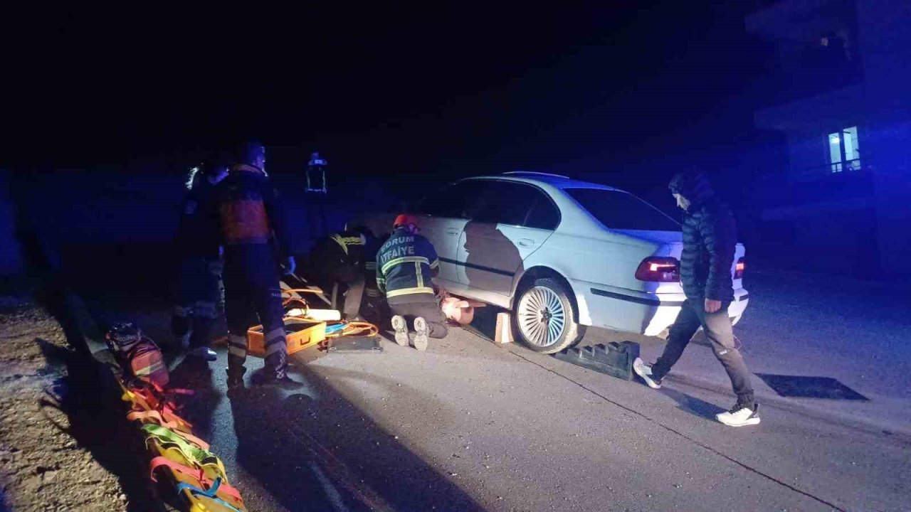 Alkollü otomobil sürücüsünün çarptığı motosikletli genç hayatını kaybetti