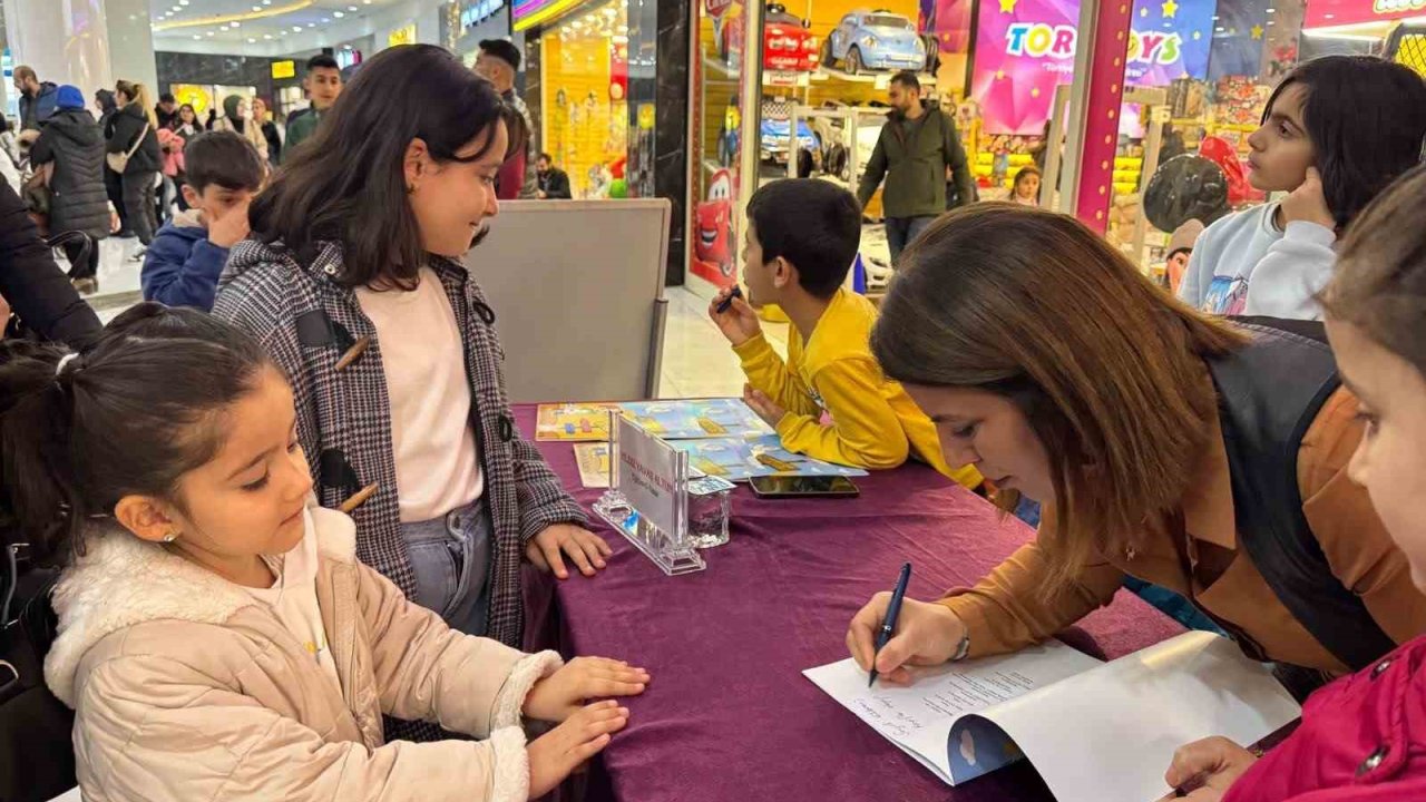 Mardian Mall AVM’de imza günü