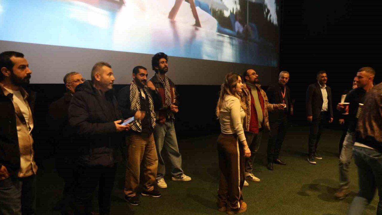 Ceylan Karavil Park AVM’de “Doğulu” filminin oyunculu gösterimine yoğun ilgi