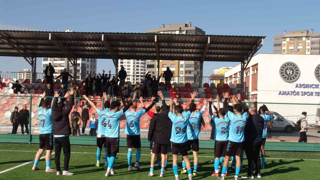 EMT Döğergücü FK yenilgisiz ilerliyor