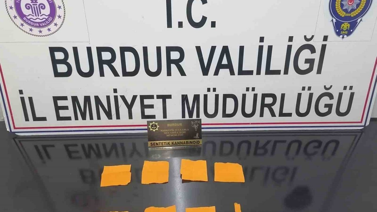 Durdurulan araçta uyuşturucu çıktı, 3 kişi tutuklandı