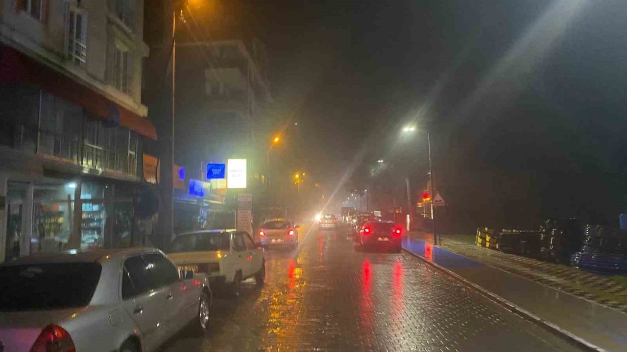 Çanakkale’de 5.2 büyüklüğünde deprem