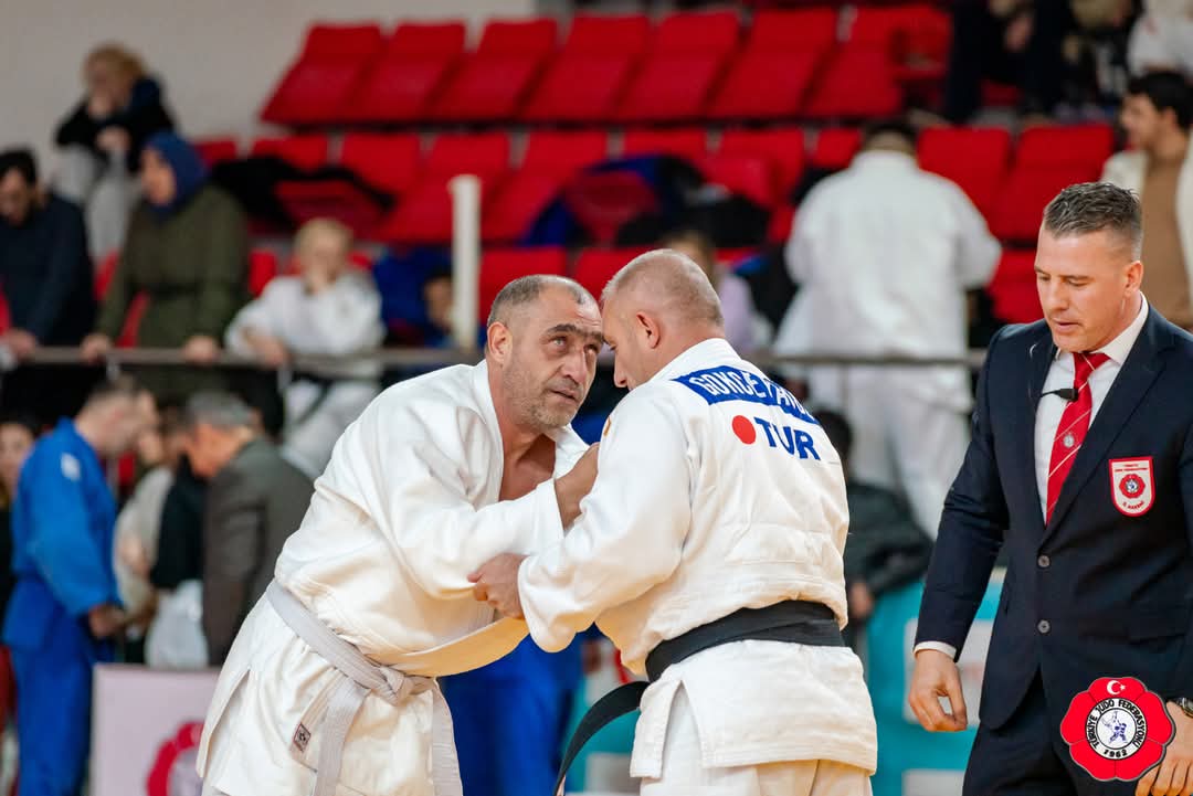 Karslı sporcu, Serkan Arabul Türkiye 3.’sü Oldu!