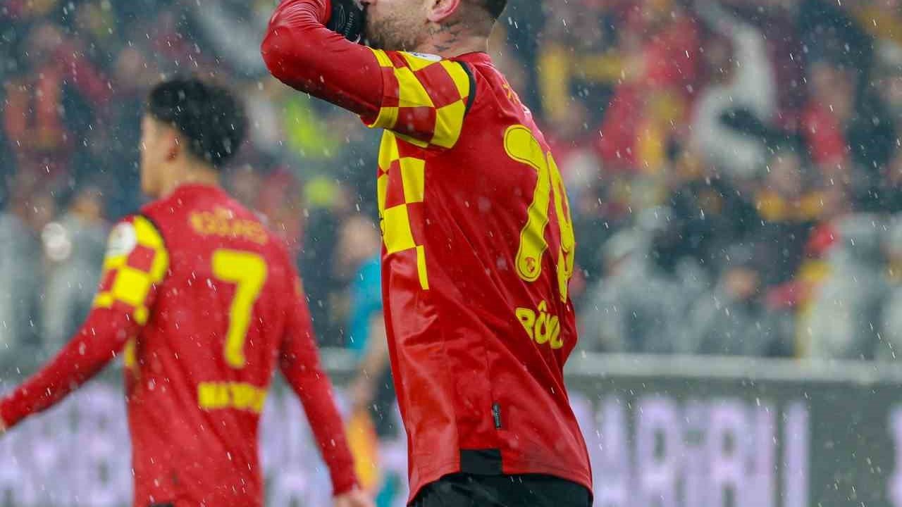 Göztepe, Romulo’nun satın alma opsiyonunu kullandı