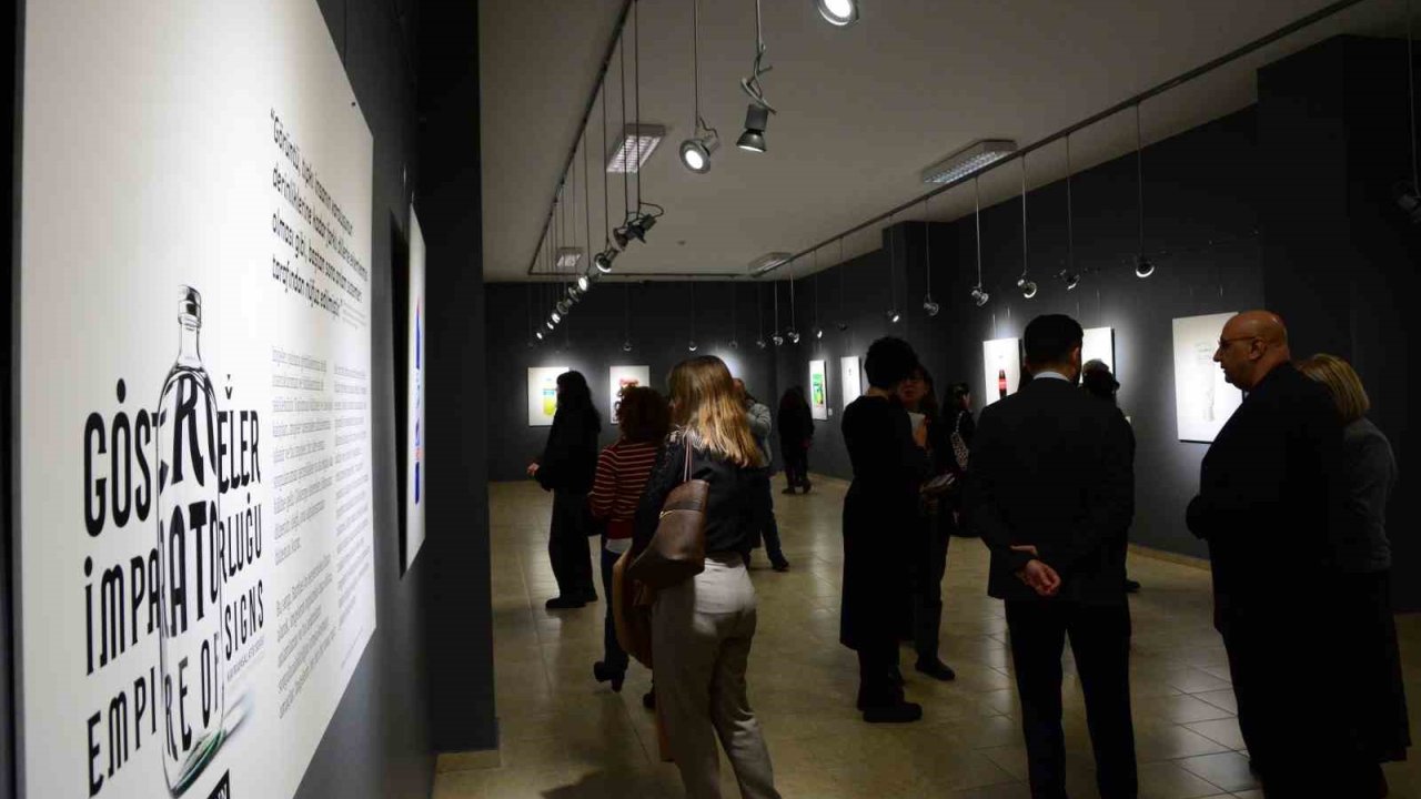 “Göstergeler İmparatorluğu” sergisi, Anadolu Üniversitesi İBF’de açıldı