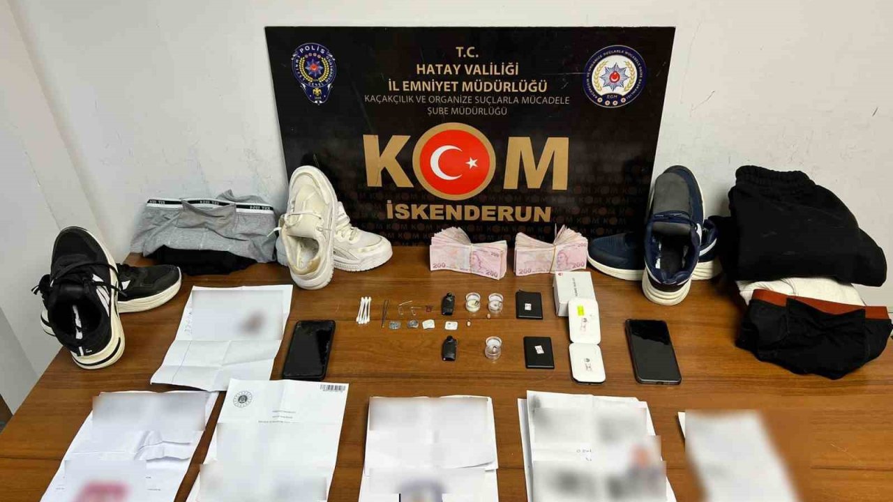 Özel bölmeli iç çamaşırıyla ehliyet sınavında kopya çeken şahıs yakayı ele verdi