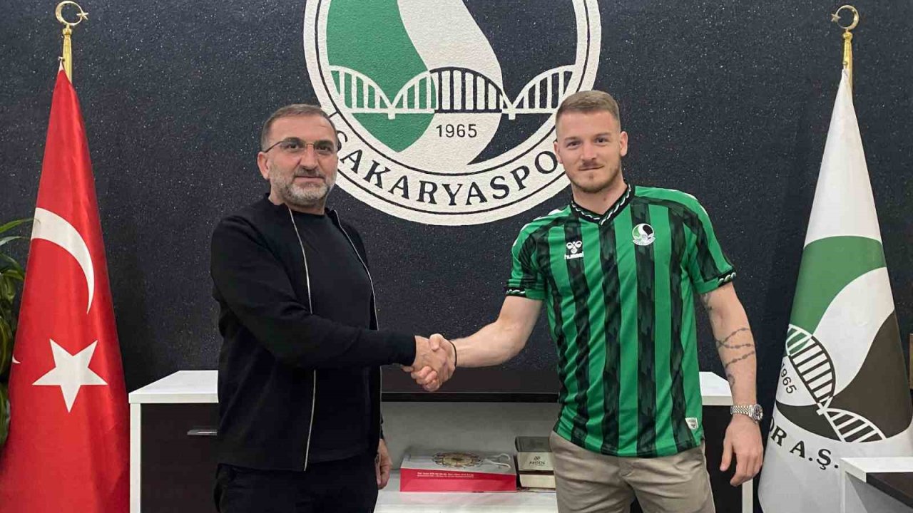Sakaryaspor, Ognjen Ozegovic’i renklerine bağladı