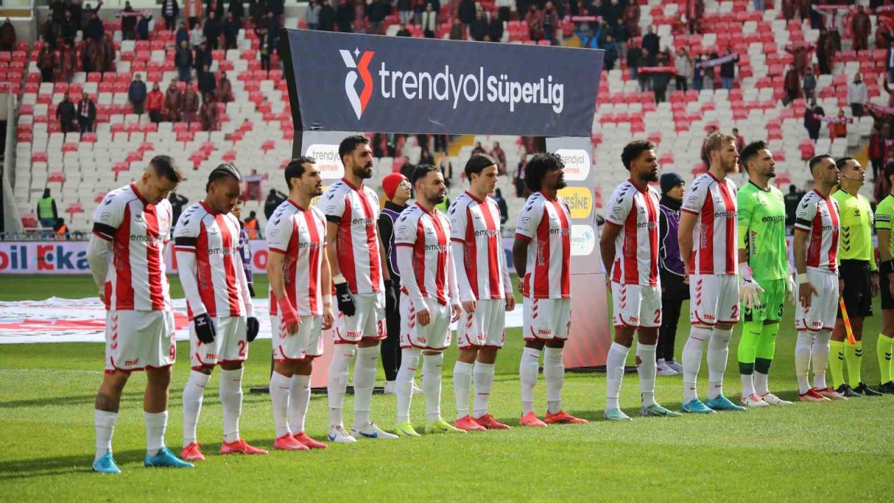 Sivasspor’un 8 maçlık galibiyet hasreti sona erdi