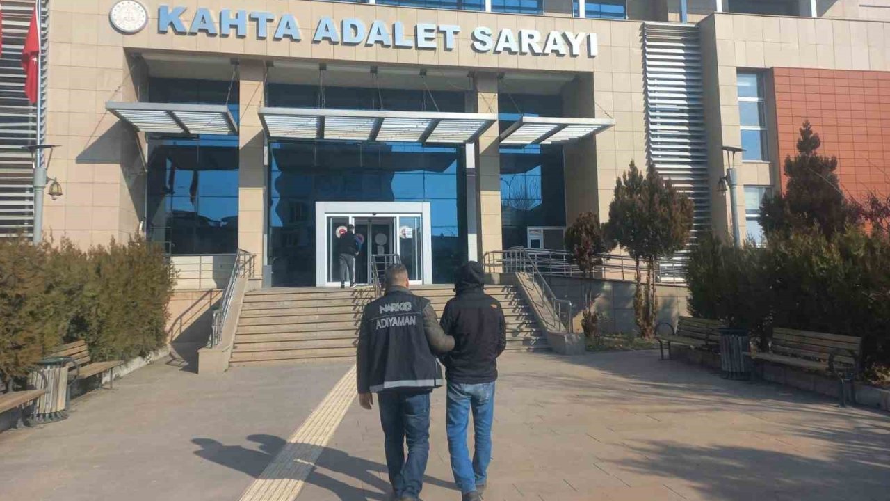 Adıyaman’da uyuşturucu operasyonu: 30 gözaltı