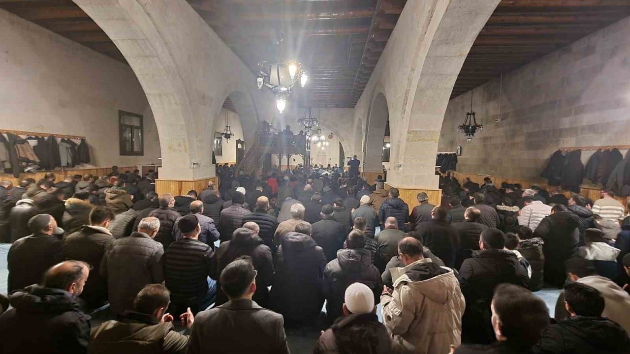 Bayburt’ta Miraç Kandili dualarla idrak edildi