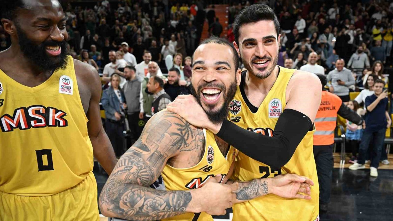 Mersin Spor Kulübü, ikinci yarıya galibiyetle başladı