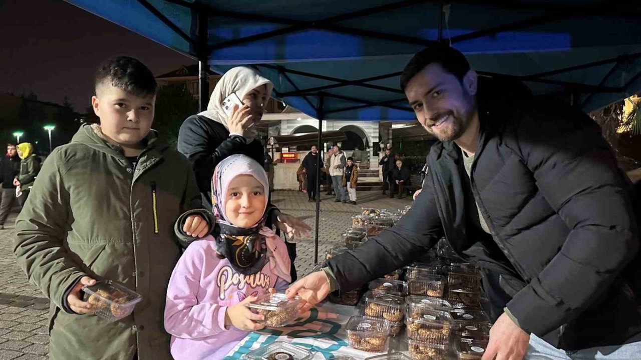 Nilüfer Belediyesi’nden kandil simidi ikramı