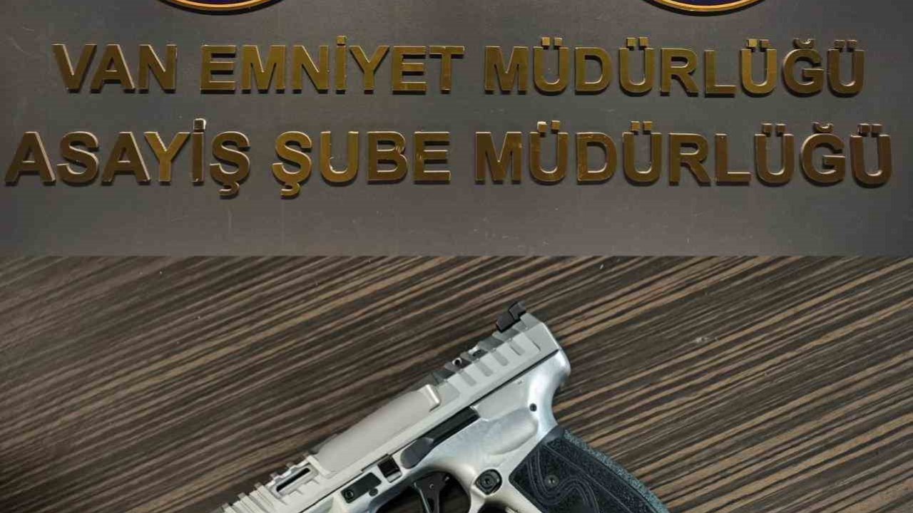 Van’da değişik suçlardan aranan 75 kişi tutuklandı