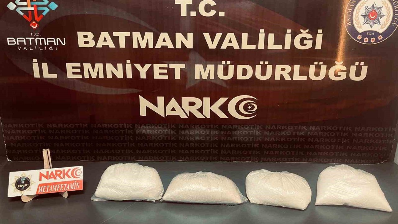 Batman’da kamyonda ele geçirilen uyuşturucuya 2 tutuklama