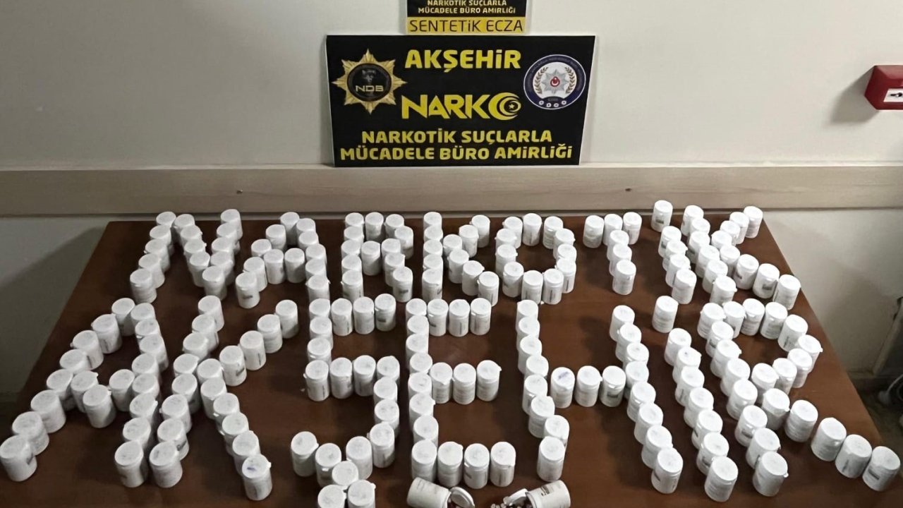 Konya’da 1 milyon 200 bin liralık uyuşturucu hap ele geçirdi